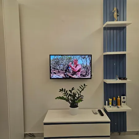 Ajsli Apartament Golem (Tirana)